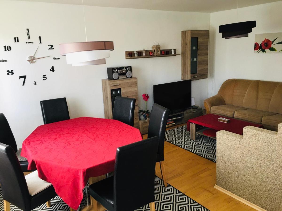 Turčianske Teplice Apartman Monya מראה חיצוני תמונה
